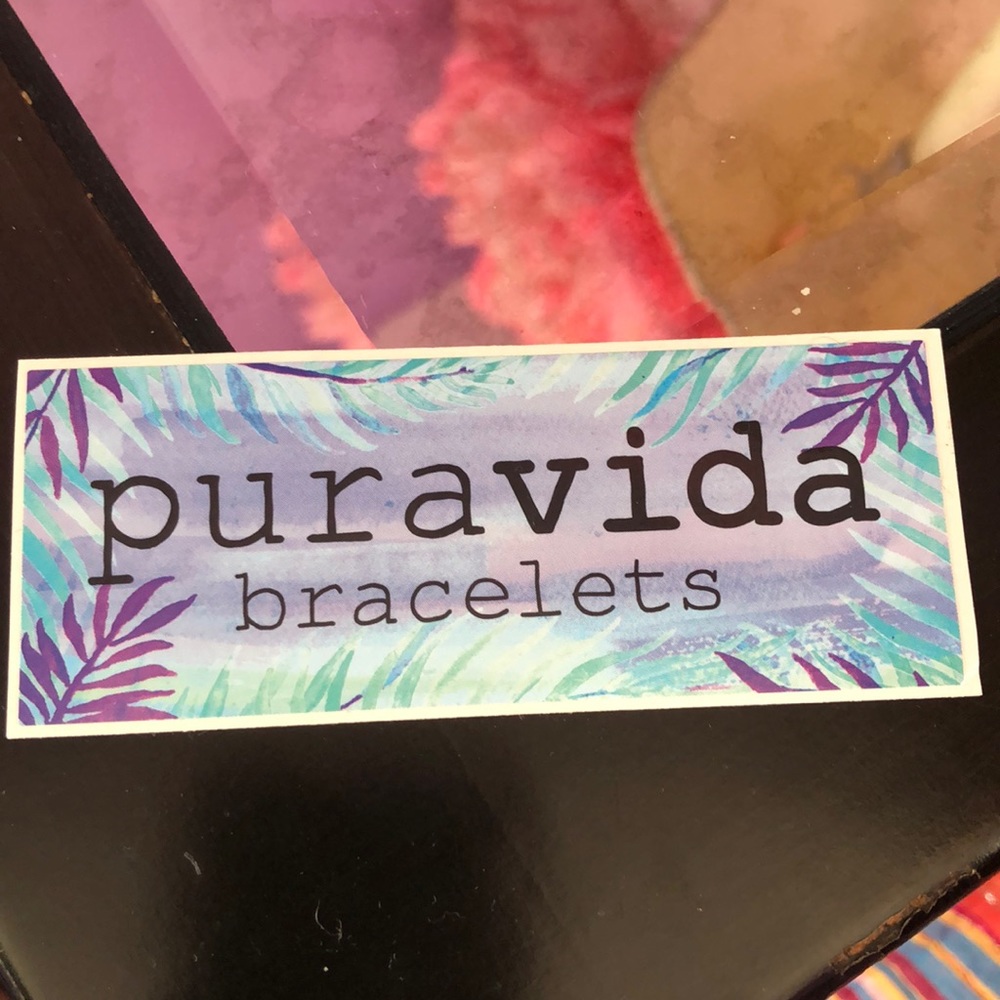 Pura Vida Sticker *free with any purchase